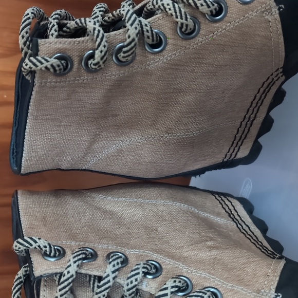 Sorel PDX Joan of Artic Ankle Boots Size 6 - Picture 2 of 7